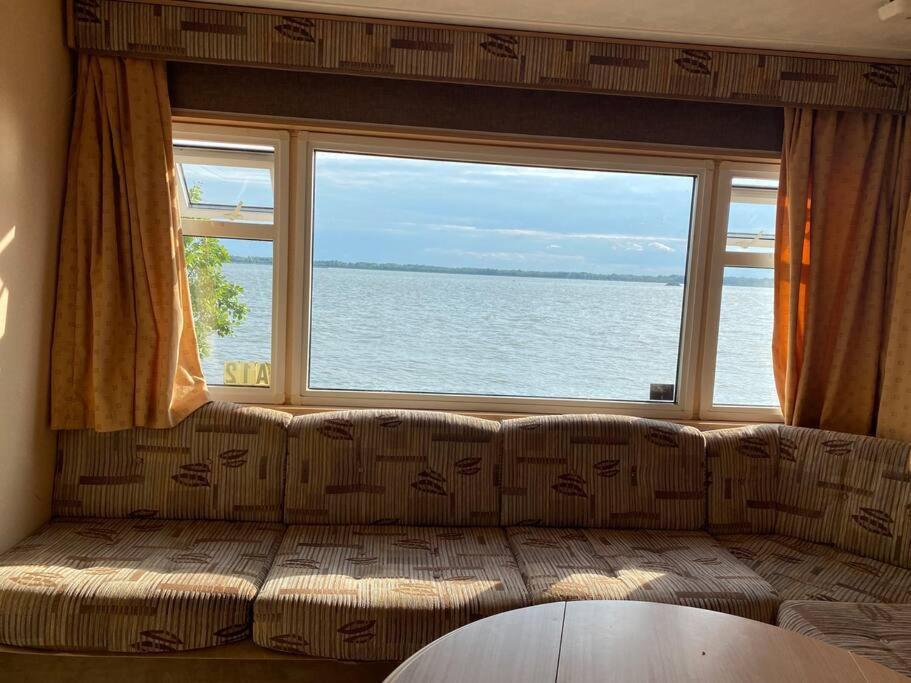 Retro House In Nature Šamorín エクステリア 写真